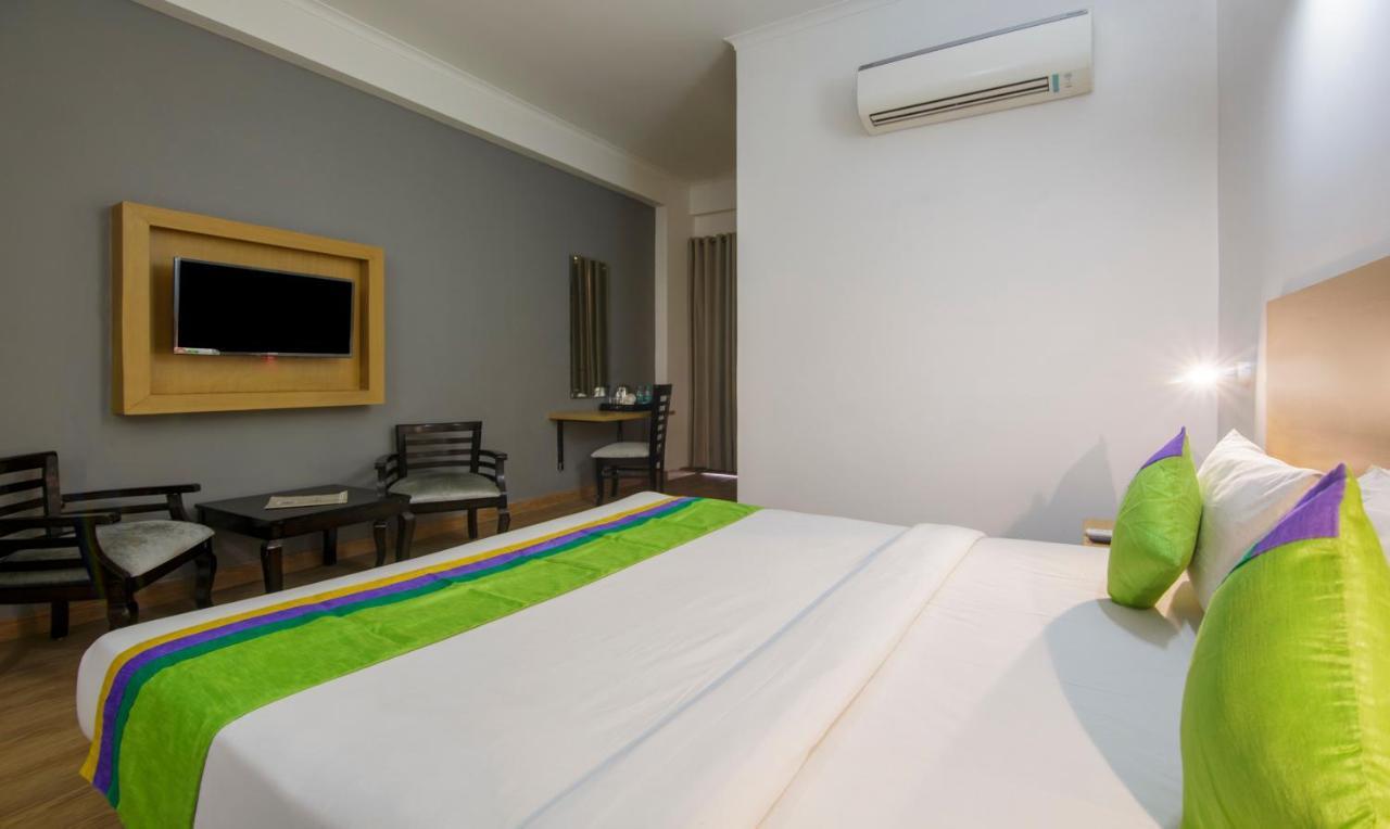 Treebo Noida Express Hotel Kültér fotó