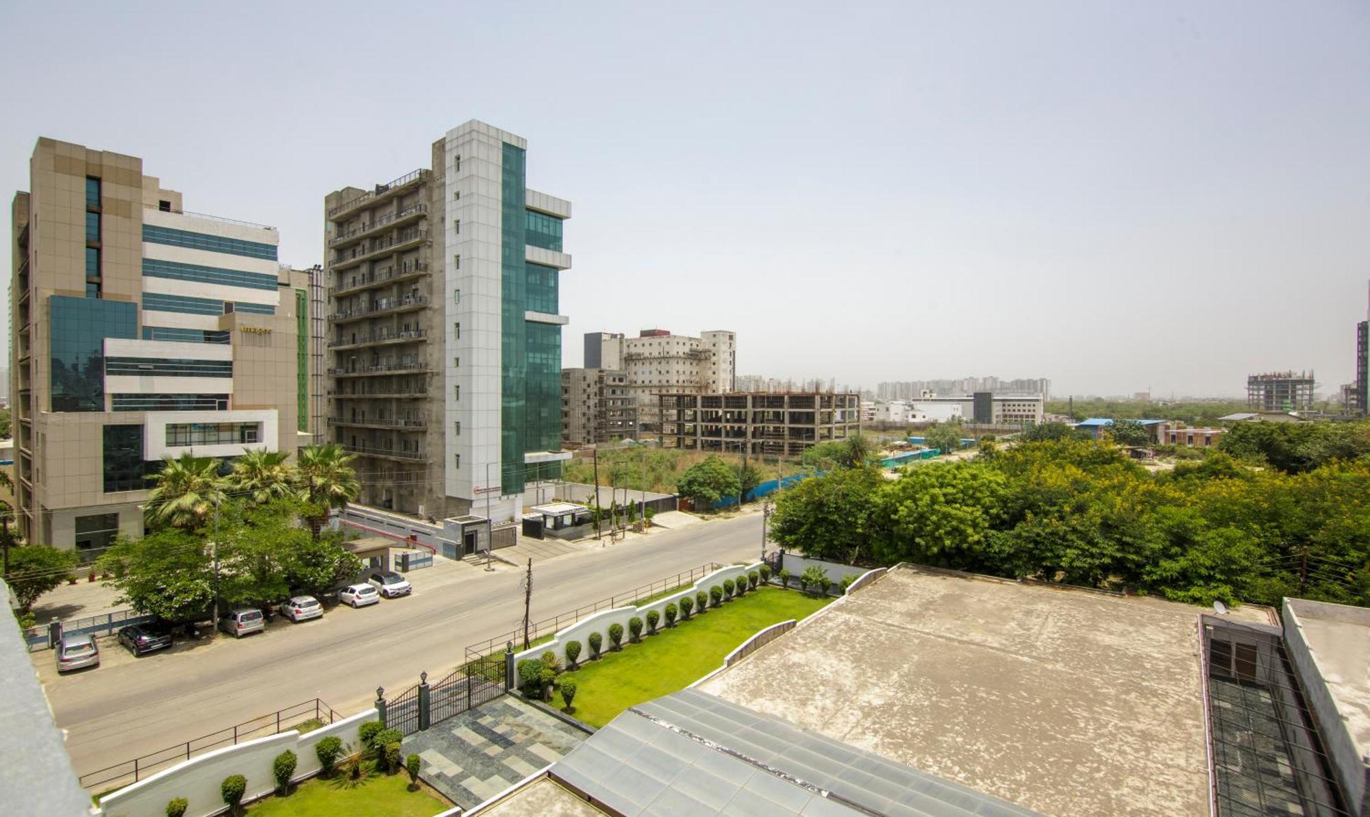 Treebo Noida Express Hotel Kültér fotó